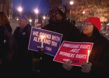 Union holds vigil for detained Cuban couple in New York