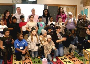 Syracuse CSD students receive free winter gear from Wladis Hat & Glove Foundation