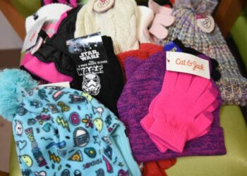 Syracuse City School District Celebrates 29th annual Wladis Hat & Glove Giveaway