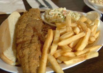 Brandon’s Bites: The Old Ledge’s spin on the fish fry