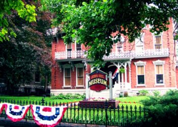 March 6: History Happy Hour at the Paddock Mansion