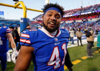 Bills lose Gilliam, Edwards, and Trubisky in free agency