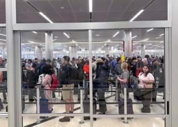 Storms affect thousands of flights as TSA remains under pressure from partial government shutdown
