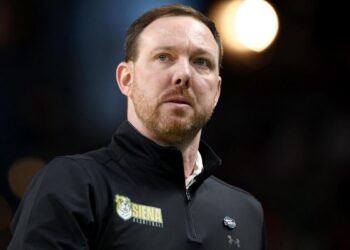 Syracuse finalizing Gerry McNamara hire: Siena coach helped lead Orange to 2003 national championship