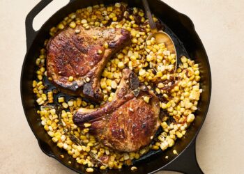 Skillet pork chops with buttered corn