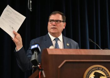 Man accused of selling drugs in Syracuse challenges authority of top federal prosecutor John Sarcone