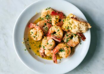 Classic shrimp scampi