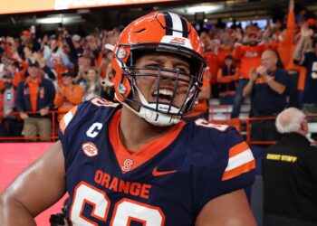 Former Syracuse lineman Matthew Bergeron signs new contract with big guaranteed money