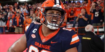 Former Syracuse lineman Matthew Bergeron signs new contract with big guaranteed money