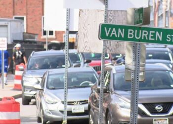 Chris Brown, Usher fans face traffic, I-81 construction