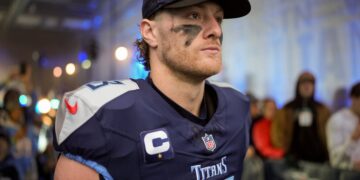 Former 2nd-round QB signs with Jets