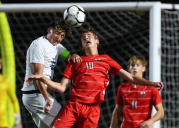 Baldwinsville boys soccer stays perfect, defeats CNS for 4th straight Section III championship