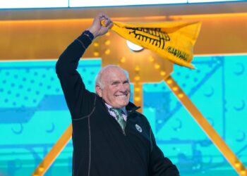 Terry Bradshaw opens up about Chuck Noll in new memoir