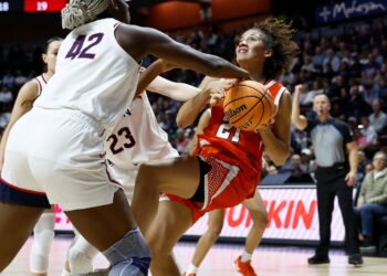 Rodriguez’s 14-point effort stands out in SU’s exhibition loss